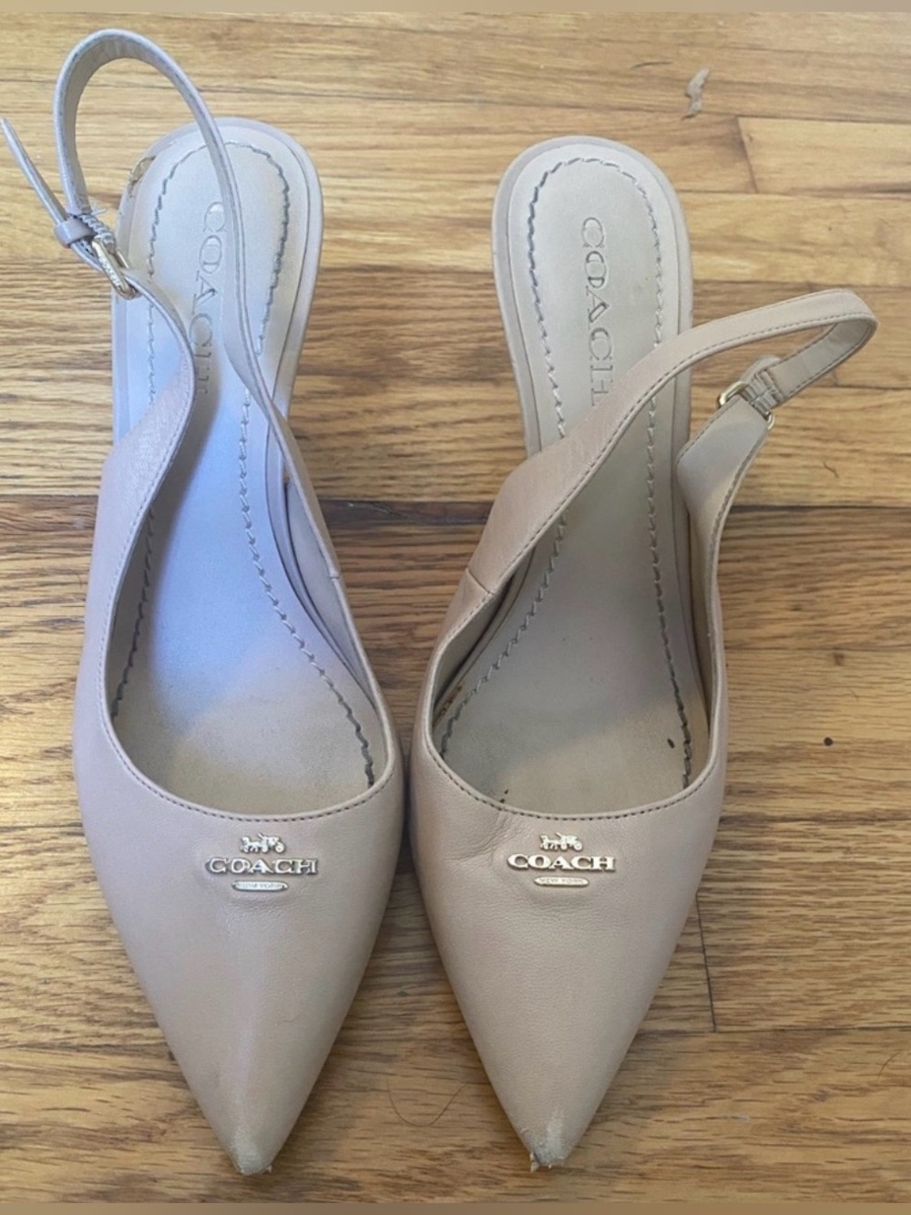Coach Beige Leather Slingback Heels Logo Detail Size 9.5